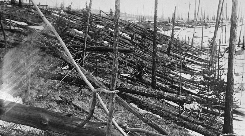 Gigantische Explosion in der sibirischen Taiga nahe des Flusses Tunguska